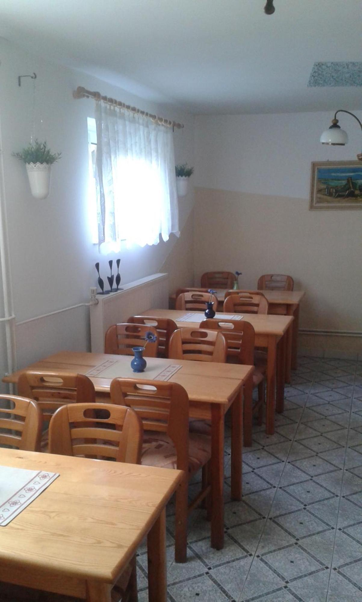 Apartamenty, Pokoje, Noclegi Pracownicze " Skarpa" 빌카시 외부 사진