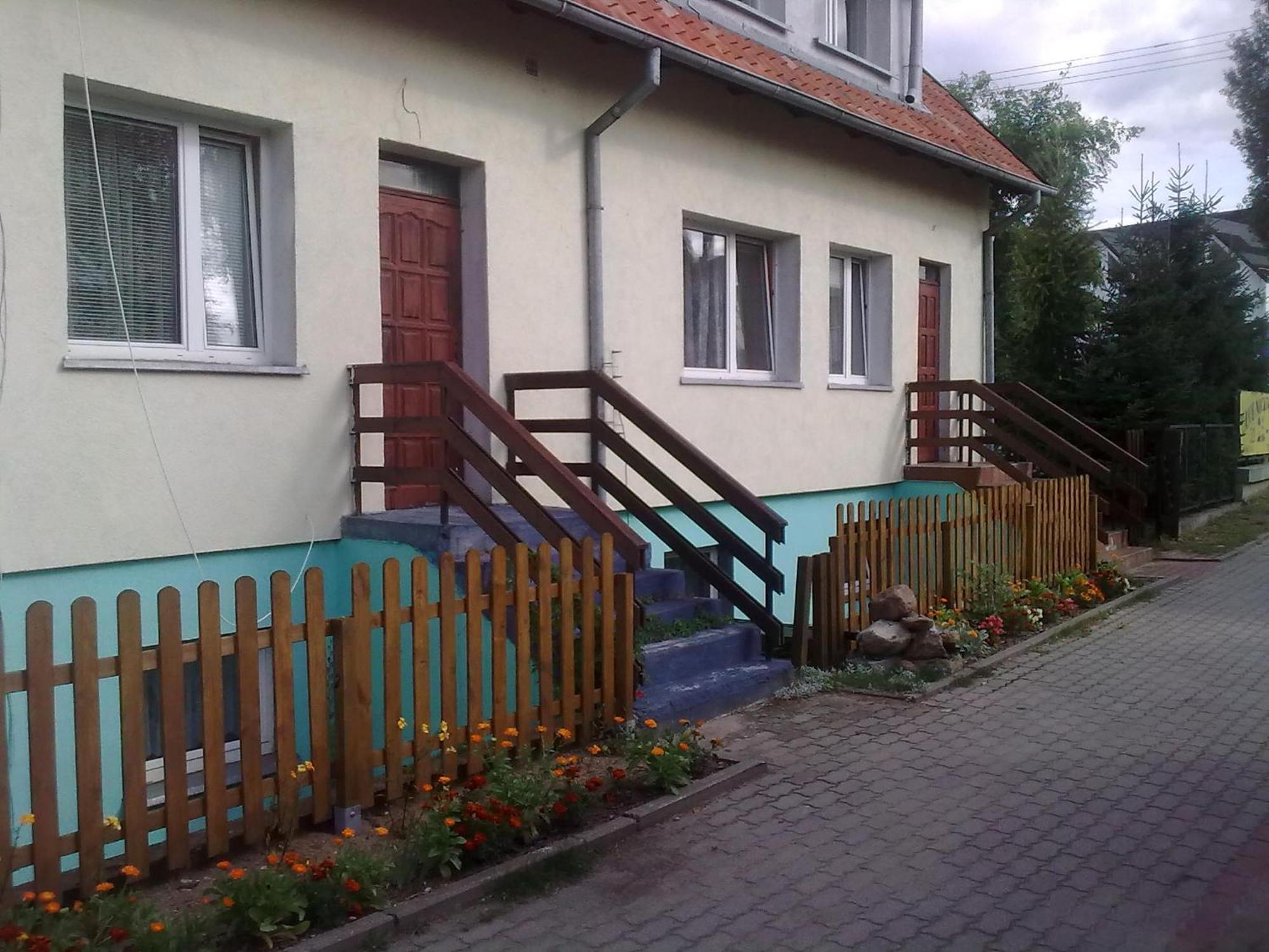 Apartamenty, Pokoje, Noclegi Pracownicze " Skarpa" 빌카시 외부 사진
