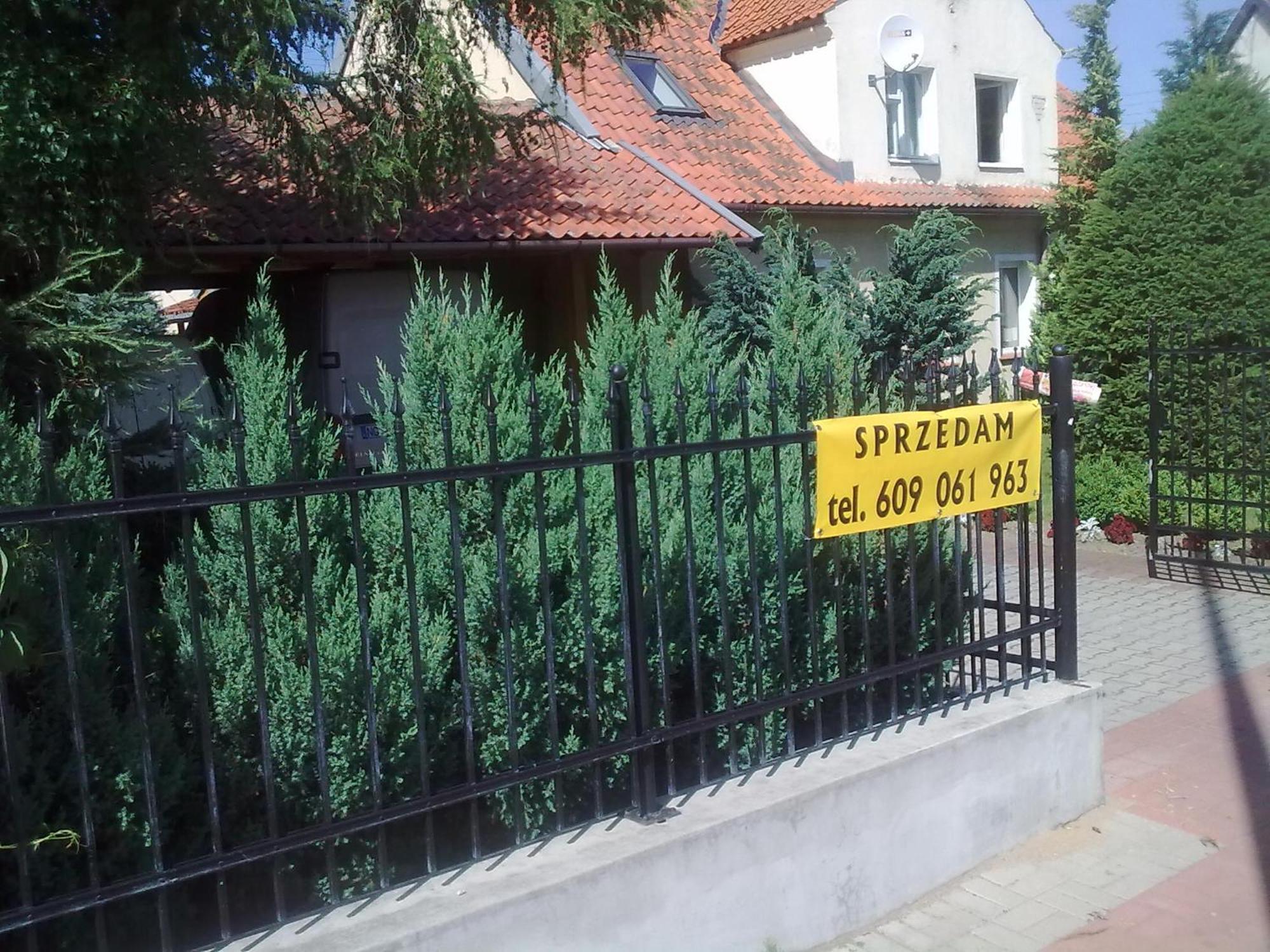 Apartamenty, Pokoje, Noclegi Pracownicze " Skarpa" 빌카시 외부 사진